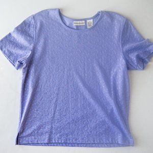 Draper’s and Damon’s Women's Casual Top Color Lavender with embroidery Size Med